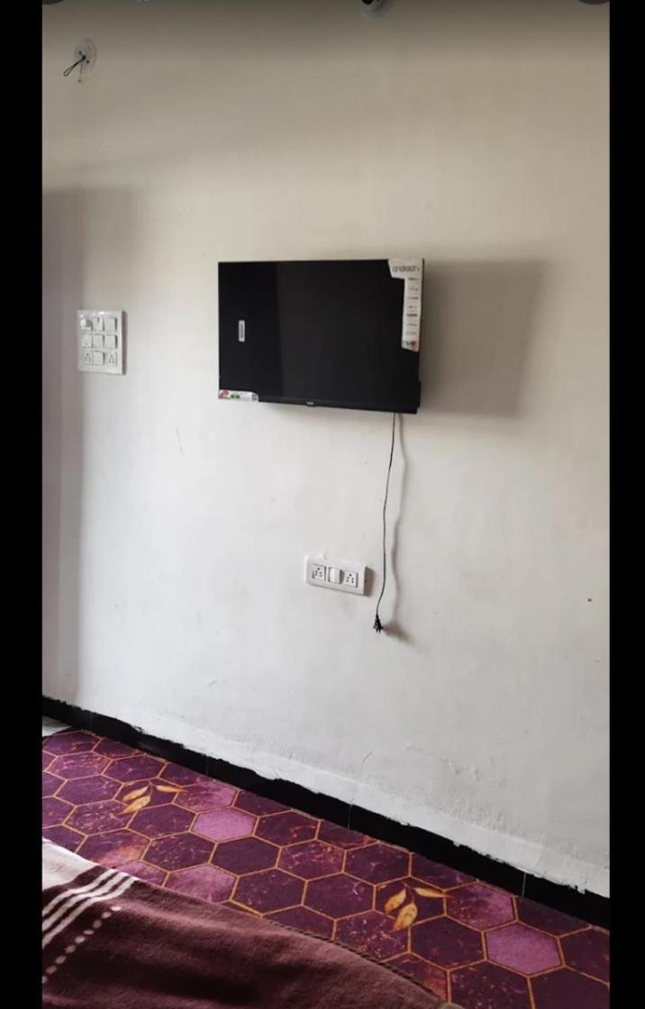 אויאיין Hotel Malhotra Palace מראה חיצוני תמונה